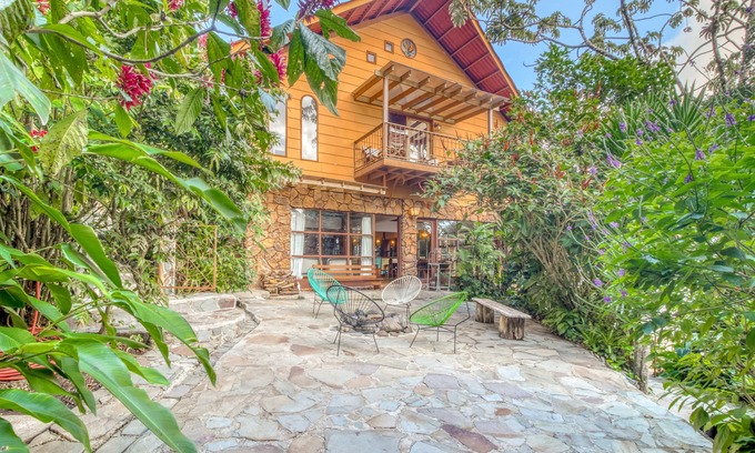 Monteverde House | Unique and magical house w/social area with private BBQ & surrounded by nature