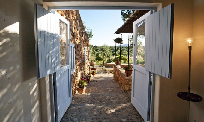 Porto Cristo House | Unique bohemian style finca. Dreamlike sunsets. Car not necessary