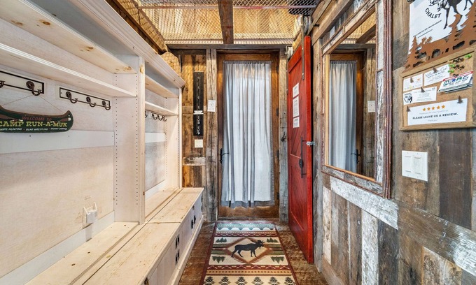 Grand Lake House | Unique Charming Grand Lake Cabin: Private Hot Tub