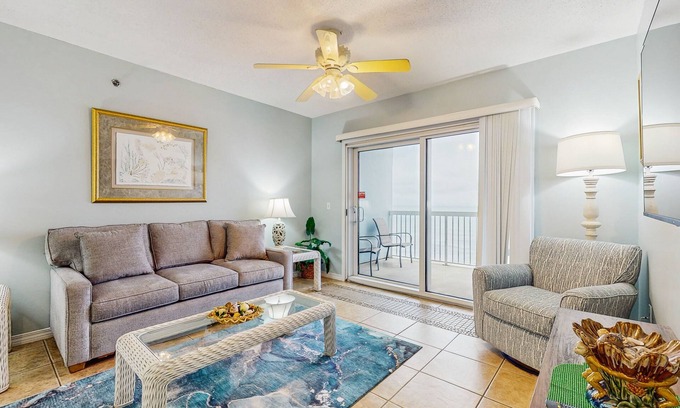 Gulf Shores Condo | Unique dog-friendly Gulf-front condo with amazing views, pools, sauna, gym, & AC