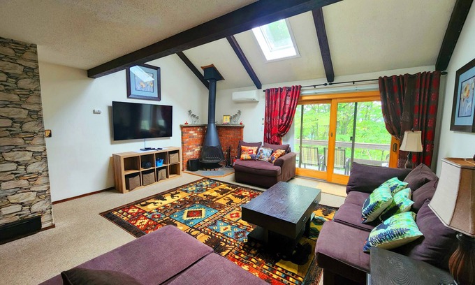 Village at Camelback House | Unique Spacious 3 Bedrooms Mountain Townhouse