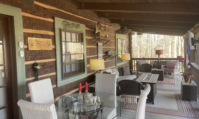 Milledgeville Cabin | Unique updated waterfront cabin on Lake Sinclair Private dock fire pit hot tub