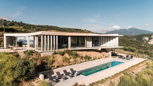 Pylos-Nestoras Villa | Unique Villa Ori sleeps8 private pool Gialova
