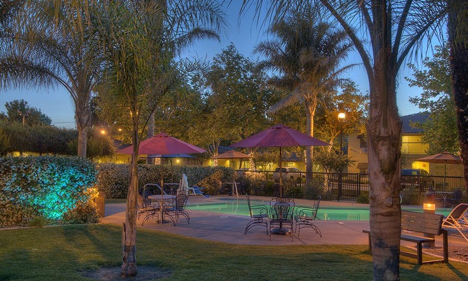 Davis Hotel | University Park Inn & Suites, an Ascend Collection Hotel