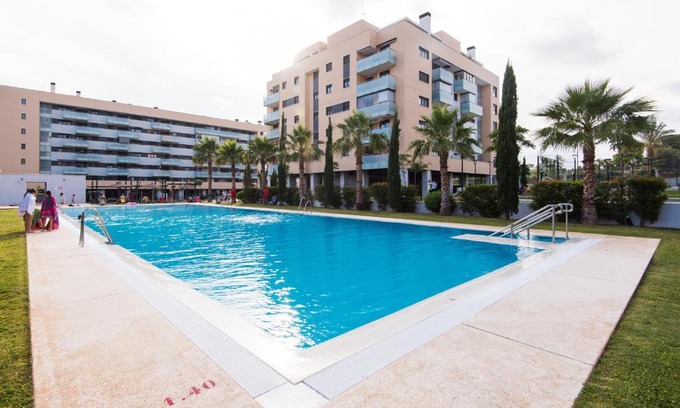 Teatinos Apartment | UNIVERSITY & TECH PARK MALAGA APARTMENT