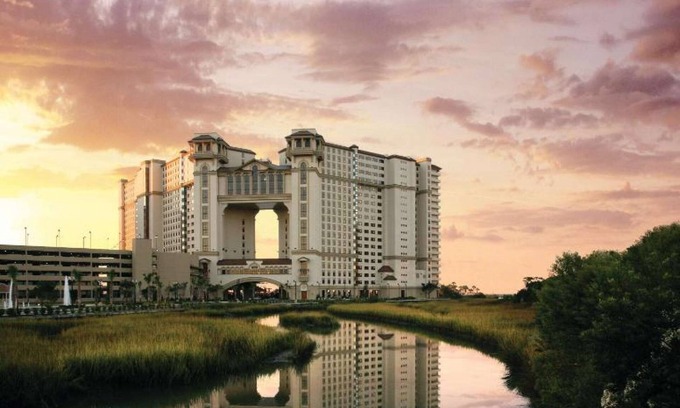 Windy Hill Apartment | Unparalleled Luxury Awaits