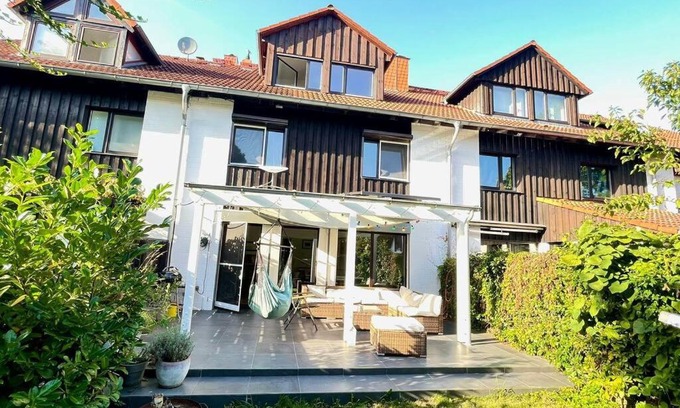 Region Hannover District Apartment | Unterkunft für Familien und Gruppen in Seenähe mit Garten