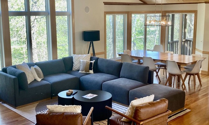 Breezy Point House | Unwind: Spacious Golf & Family Getaway w/Hot Tub & Sauna