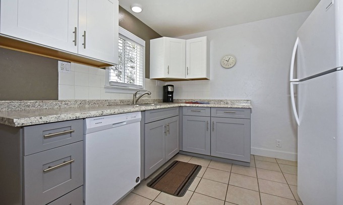 Woodland Park Apartment | Up-dated, Spacious and Private Mountain Living