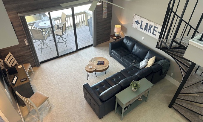 Osage Beach Condo | Updated 3 Bedroom Condo at Mile Marker 26 near Margaritaville Resort