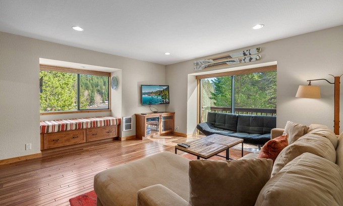 Olympic Valley Condo | Updated Condo | 5 Minute Walk to the Village at Palisades Tahoe | Close to Hiking
