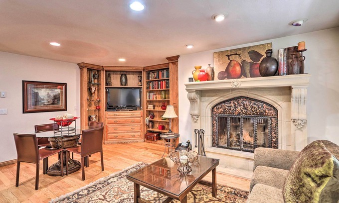 Vail Condo | Updated Condo: Walk to Vail Village & Ski Shuttle!