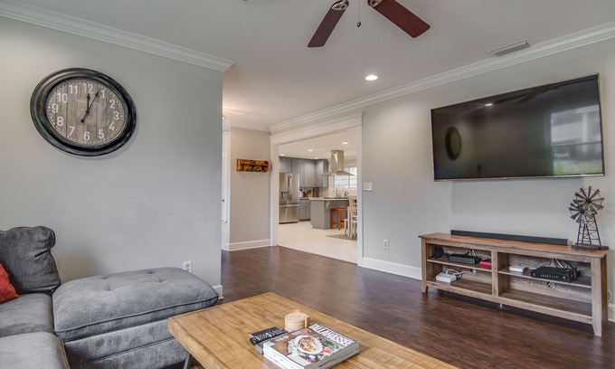 Tallahassee House | Updated Midtown Home, 12 min from FSU