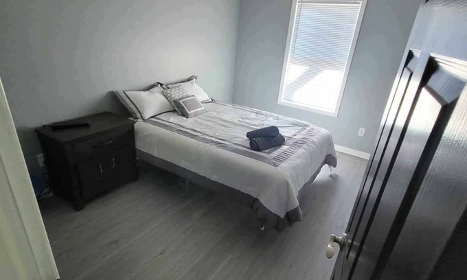 Bloomington House | Updated Town Home! Short Drive to IU! Pet Friendly!