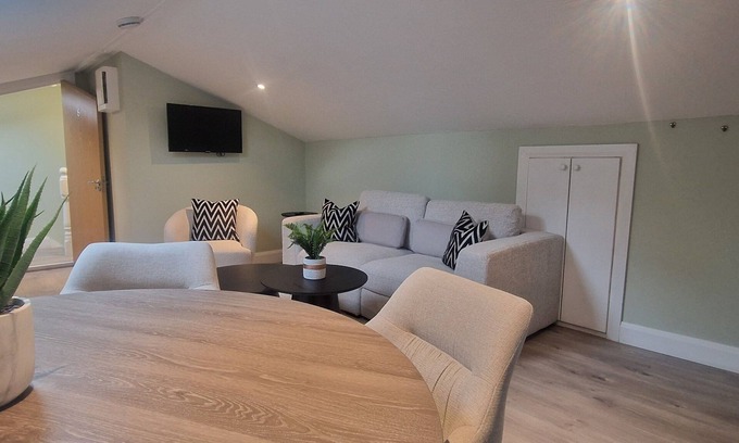 Rathgar Apartment | Upgraded Loft Style Duplex at Rathmines Village
