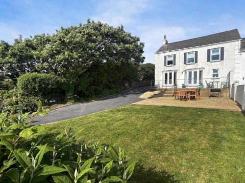 Little Haven House | Upper White Gates
