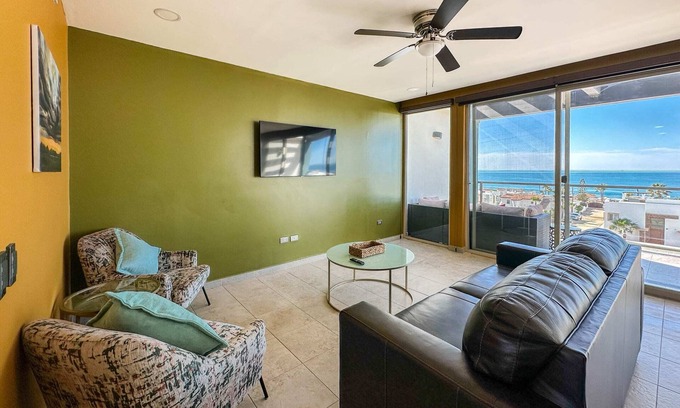 Las Conchas Condo | Upscale Ocean View Condo Close to it all #509