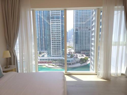 Jumeirah Lake Towers Apartment | Urban Calm - Studio in Me Do Re - JLT