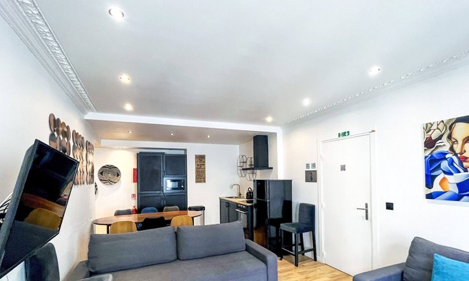 Vivienne Apartment | Urban Flat 104 - Opera Perfect Flat