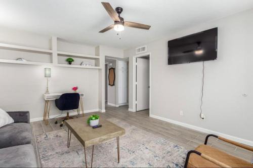 Paradise Valley Village Apartment | Urban Nest PHX