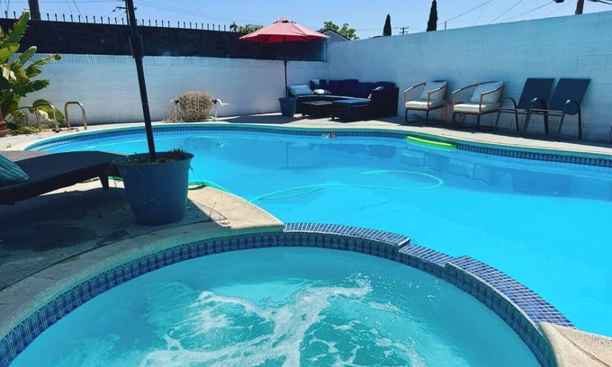 Gardena House | Urban Oasis 15 min from it all