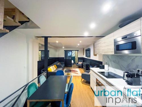 Quartier du Mail Apartment | UrbanFlat 31 - Triplex Loft in Central Paris