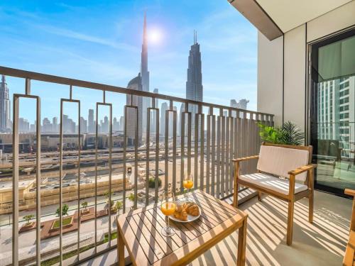 Za'abeel 2 Apartment | UrbanStays Dubai - Downtown Views II