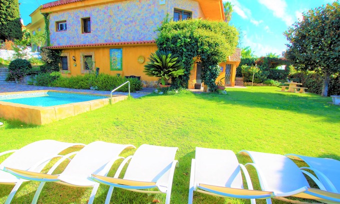 Condado del Jaruco Villa | V&V LLORET-Villa Elsa: 2 swimming pools + garden-indoor heated pool in winter