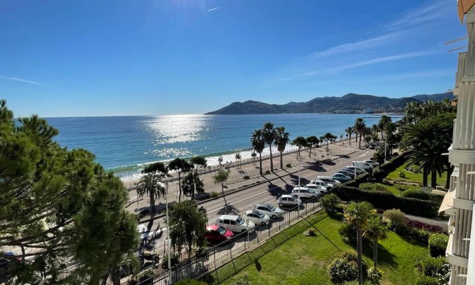 La Bocca Apartment | Vacances paradisiaques, Plage Cannes boccacabana, studio
