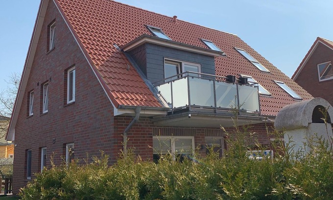 Wittduen Apartment | Vacation apartment "großer Fiete" on Amrum, 100m to the beach,