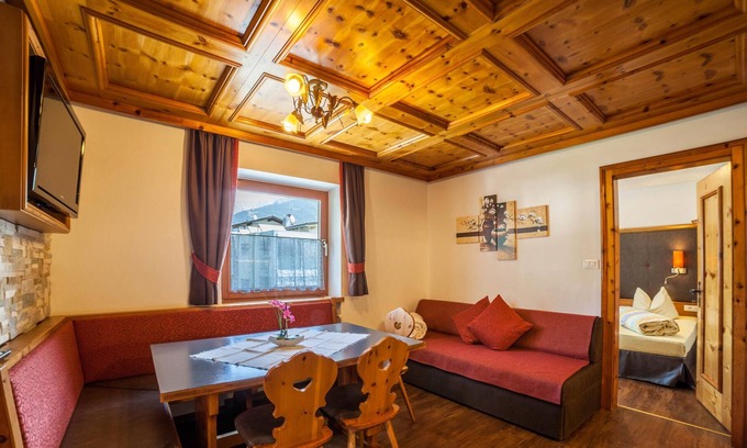 Burgusio Apartment | Vacation Apartment "Sonnenhof Sonnwend" with Mountain View, Terrace & BBQ