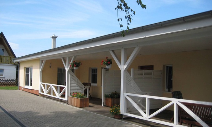 Borgerende Apartment | Vacation apartment/apartment for 6 guests with 84m² in Börgerende (59039)