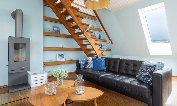 Laboe Apartment | Vacation apartment/apartment for 8 guests with 125m² in Laboe (294527)