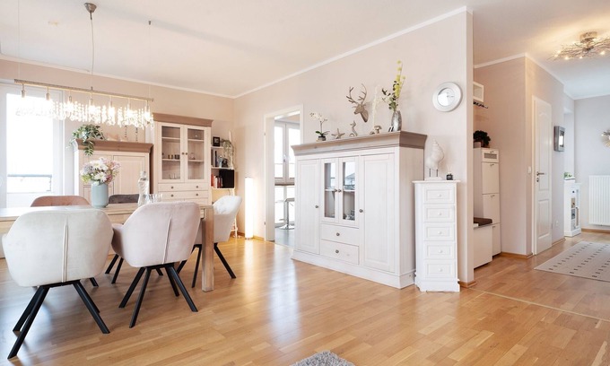 Laboe Apartment | Vacation apartment/apartment for 6 guests with 110m² in Laboe (294677)