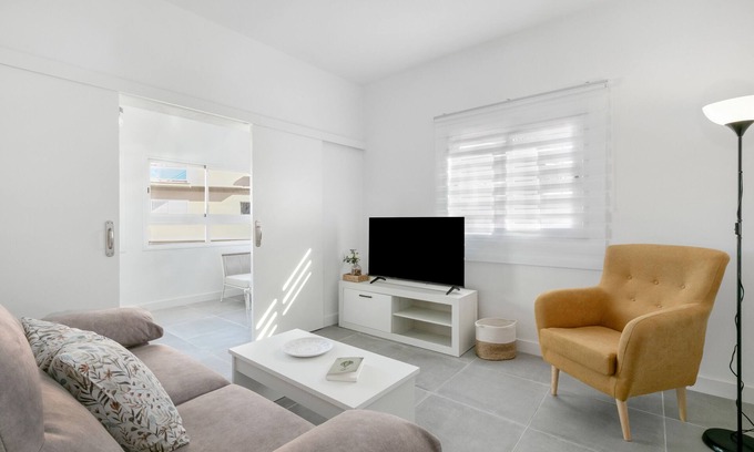Candelaria Apartment | Vacation Apartment 'El Ramonal Home' with Sea View, Private Terrace and Wi-Fi