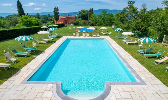 Reggello Apartment | Vacation apartment in the Chianti, with terrace, A/C, pool, W-Lan, quiet location, 6 pers