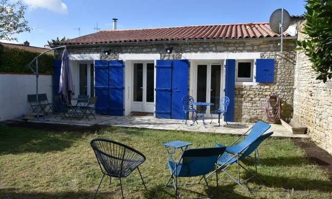 Saint-Pierre-d'Oleron House | Vacation home with garden in the heart of Saint-Pierre d'Oléron