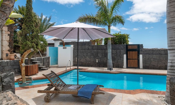 Las Brenas House | Vacation Home 'Bianca Cactus' with Sea View, Private Terrace and Wi-Fi