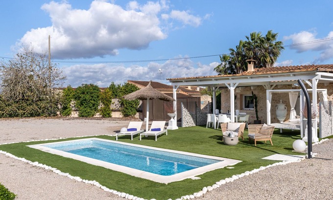 Montuiri House | Vacation Home 'Casa Kay Montuiri' with Mountain View, Private Pool and Wi-Fi