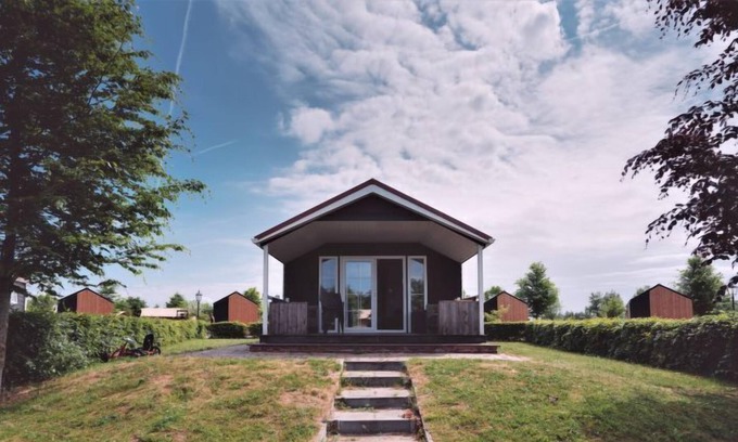 Bant House | Vacation home Eigen Wijze in Bant - 4 persons, 2 bedrooms