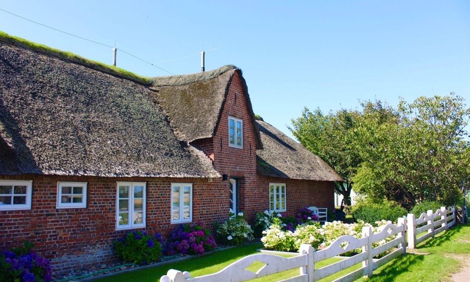 Utersum House | Vacation home for 4 guests with 76m² in Utersum (146719)