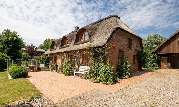Hauert House | Vacation home for 7 guests with 130m² in Tating (296173)