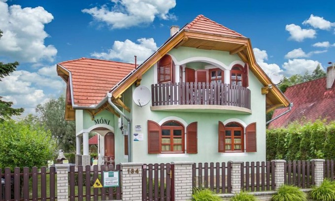 Balatonmariafurdo House | Vacation home Green by Interhome