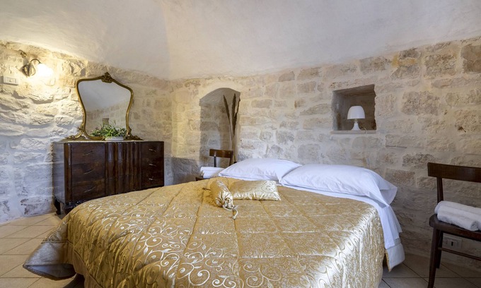 Ostuni House | Vacation Home "Il Trullo Bello Ostuni" with 2 Private Terraces, Private Garden & A/C