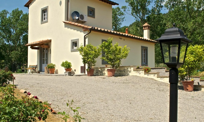 Cortona House | Vacation Home in Montanare with 1 bedrooms sleeps 4