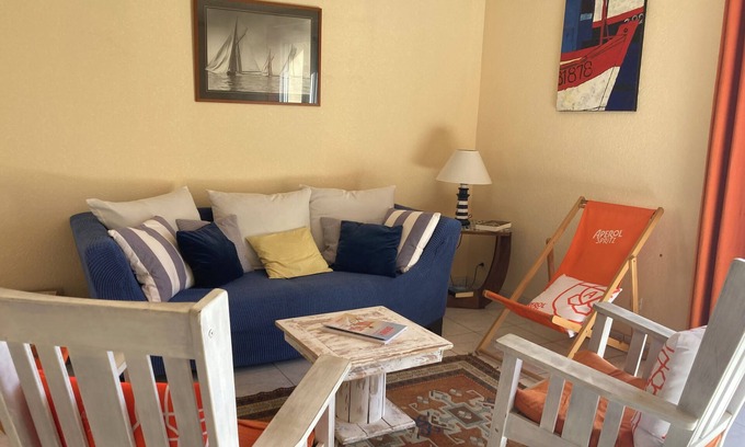 Mesquer House | Vacation home on enclosed land 800 metres from the beach and shops