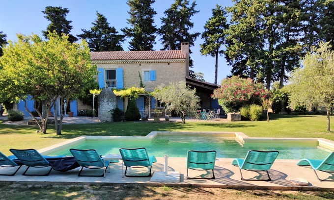 Cavaillon Villa | Vacation rental house with pool LES VIGNERES LS2-259