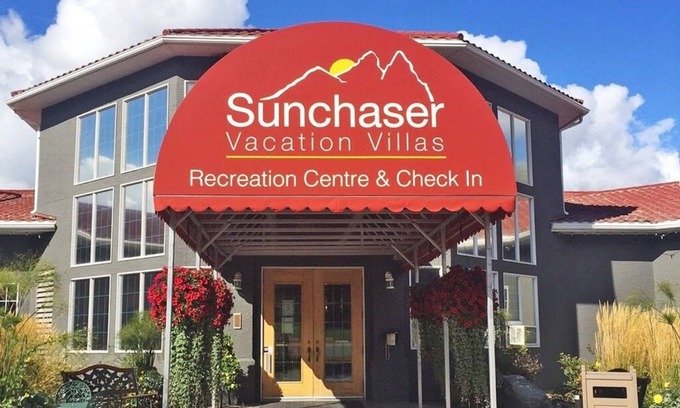 East Kootenay Villa | Vacation Villa - Fairmont Hot springs (Nearby Crosscrounty Skiing/9 hole Golf)