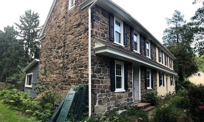 Chadds Ford House | Vacay in an Authentic Chadds Ford/Brandywine Valley/Longwood Gardens