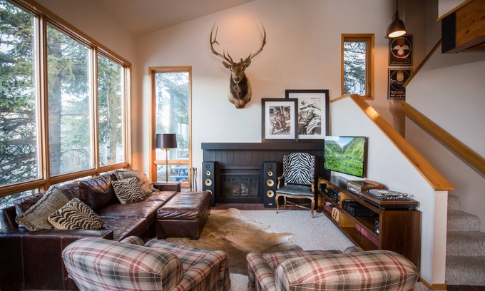 Edwards House | Vail/Beaver Creek Luxury at a Fraction of the Price
